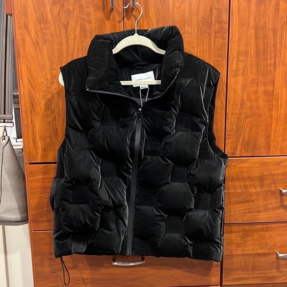 Brand New urban revivo quilted down vest